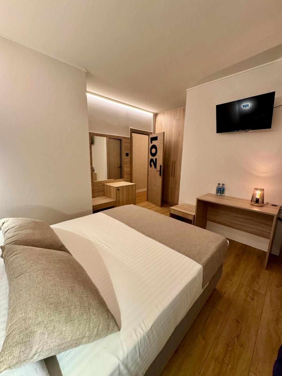 Miramar Suites Sada Exterior photo